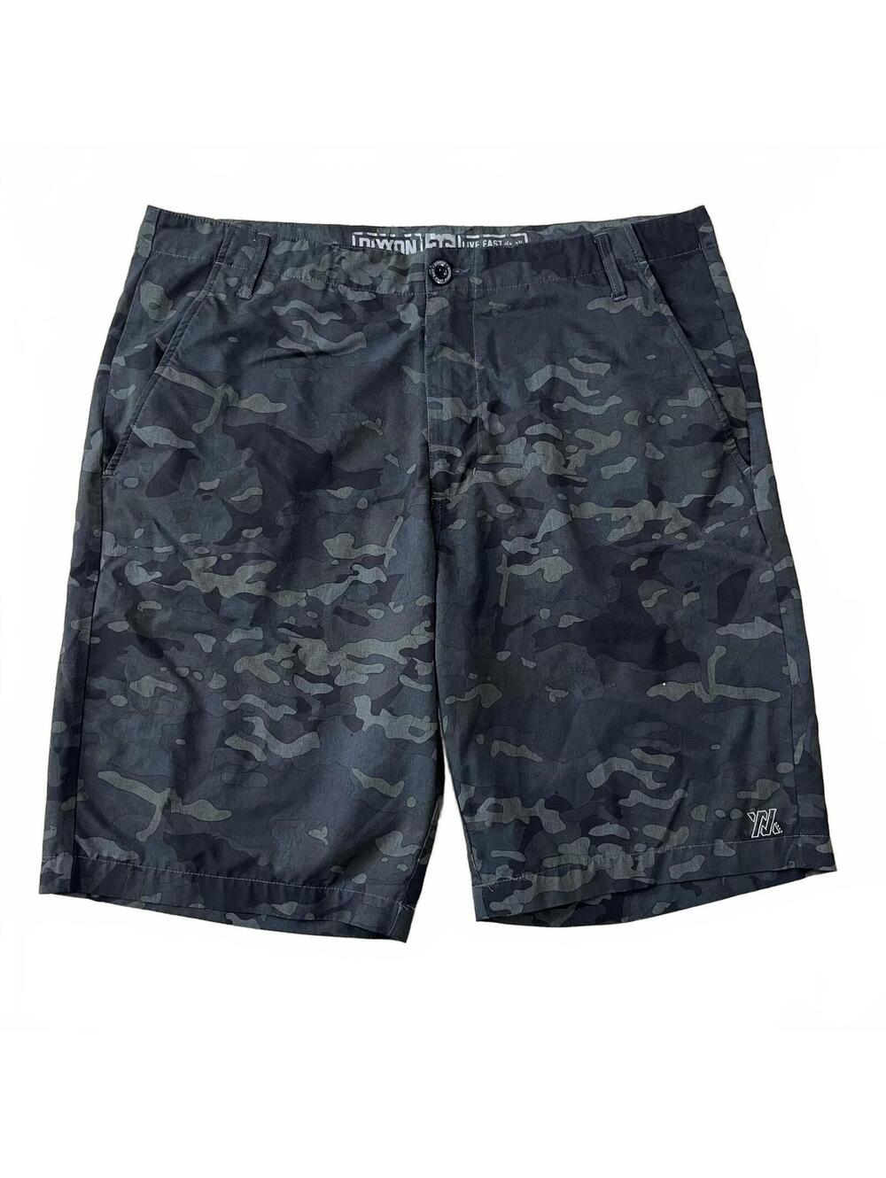 Dixxon Camo Hybrid Performance Shorts 10” Green Size 36-38 (flaw)